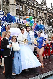 Die Münchner Prinzenpaare der Narrhalla 2019 wurden am 12.01,2019 auf dem Marienplatz volkstümlich inthronisiert